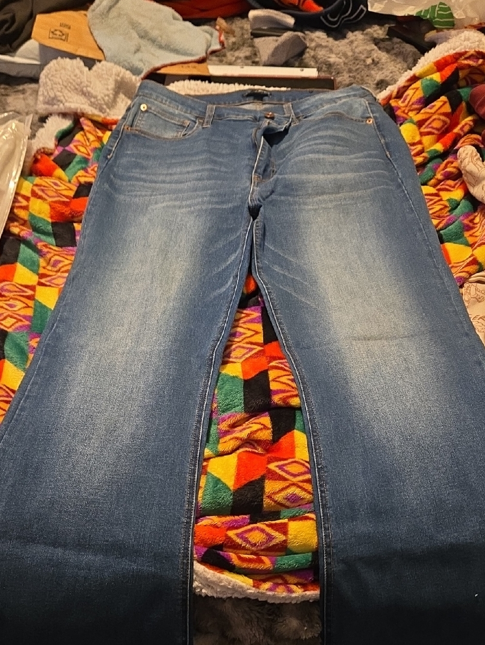 Fashion Nova Straight Leg Jeans - Medium Blue Wash